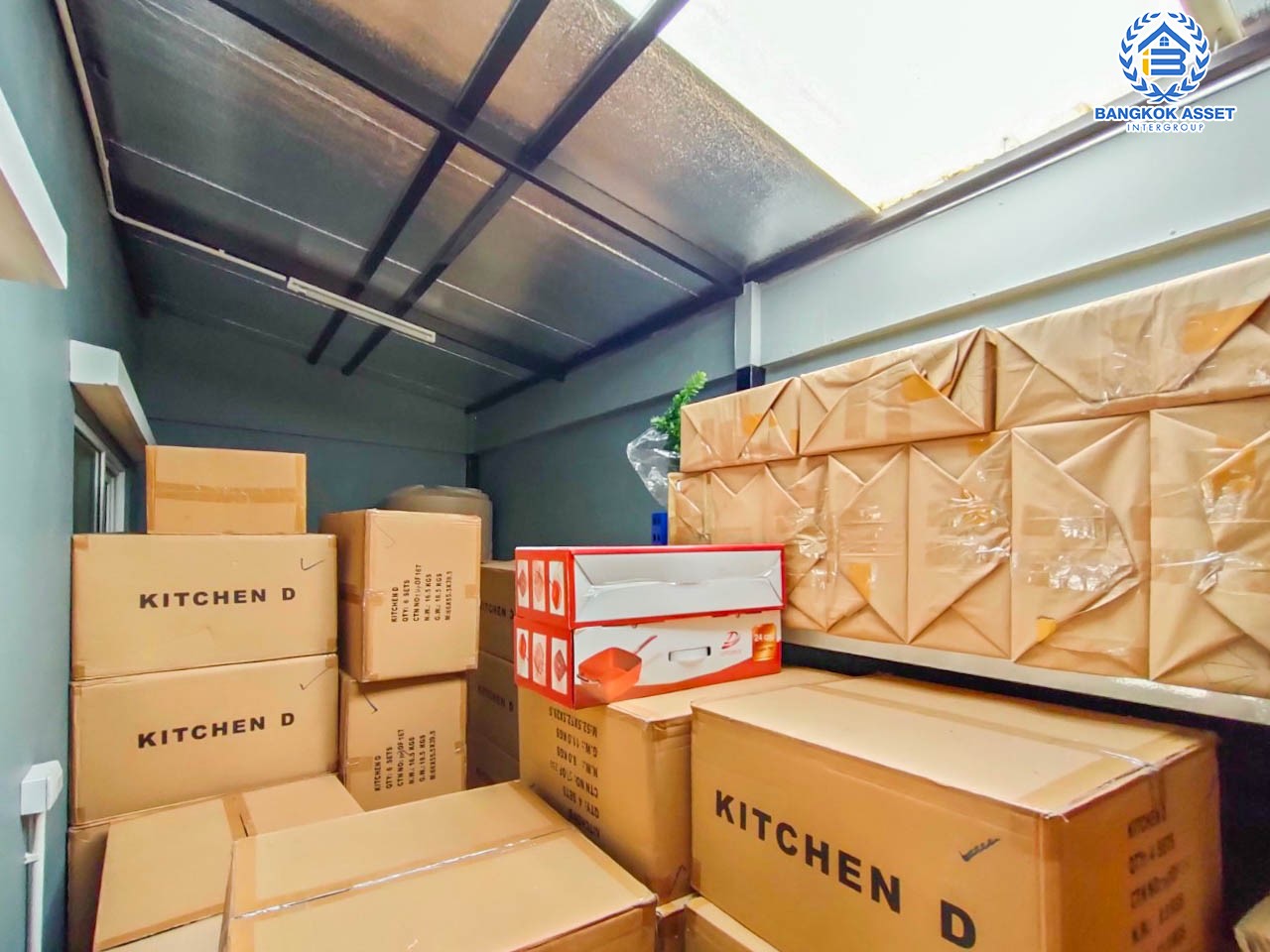 *****ทาวน์เฮ้าส์มือสองย่านนนทบุรี ม.คาซ่าซิตี้ ราชพฤกษ์-พระราม5 หลังมุม เนื้อที่ 21.5 ตร.ว. ฟังก์ชัน 4 ห้องนอน 3 ห้องน้ำ 2 ที่จอดรถ บนทำเลเยี่ยม เชื่อมต่อถนนหลายเส้นทาง ใกล้เซ็นทรัลเวสต์เกต และรถไฟฟ้าสายสีม่วง "สถานีบางพลู"